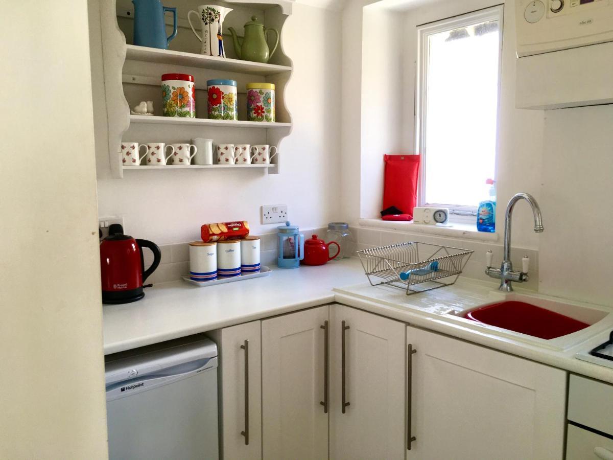 Lyme Regis Renovated Period Seaside Flat Leilighet Eksteriør bilde